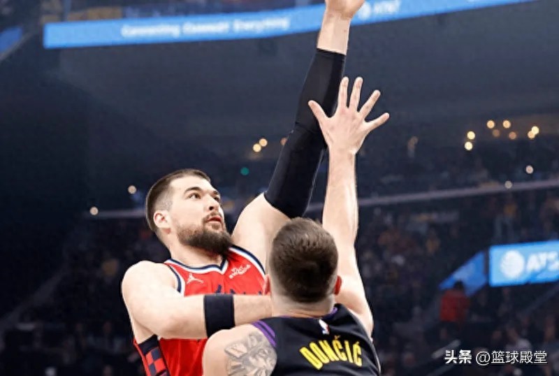 快船112-104湖人迎4利好！祖巴茨+洛佩斯回暖，柯林斯关键球太稳
